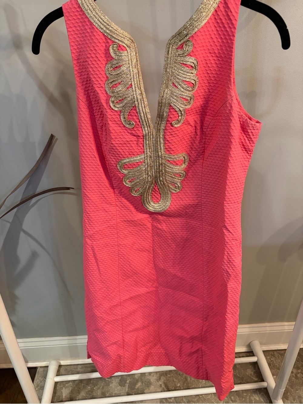 Lilly Pulitzer salmon junie shift Mini Dress with Gold Embroidery size 6